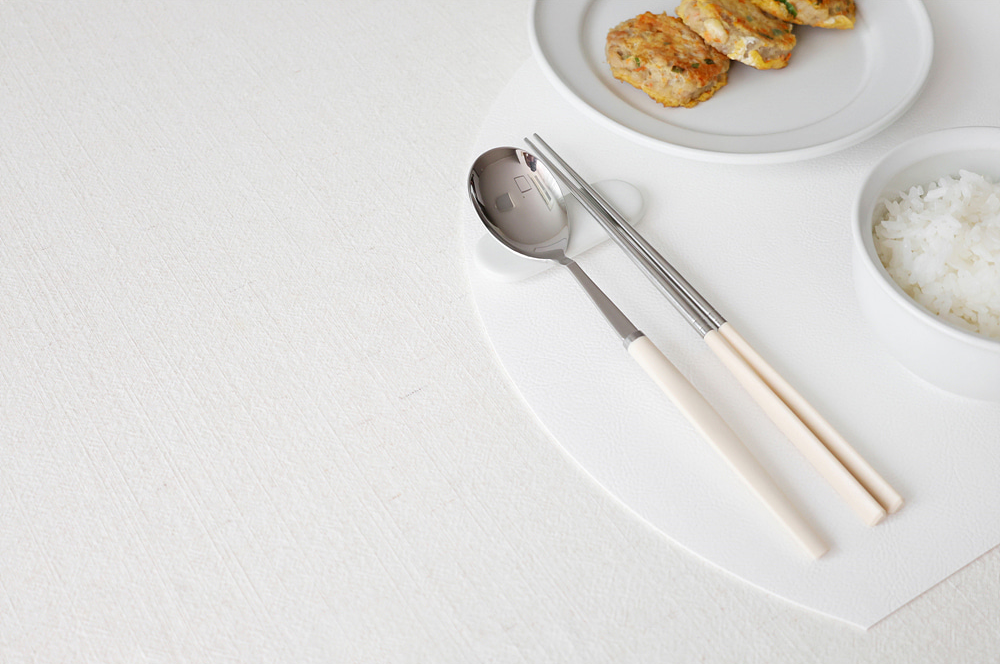 Satin Ceramic Cutlery Rest